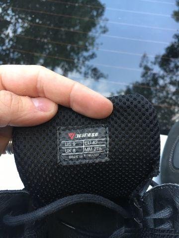 Продам мотоботы Dainese
