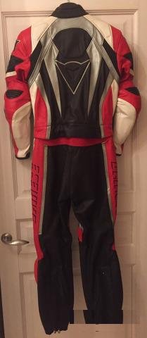 Мотокомбенизон Dainese раздельный