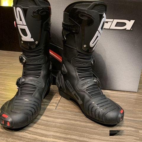 Мотоботы Sidi