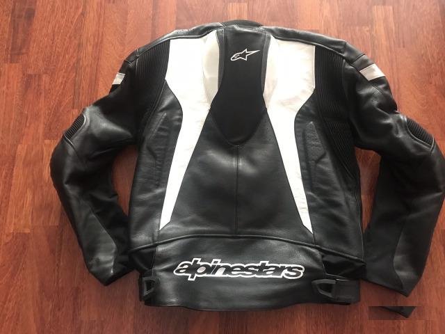 Мотокомбинезон Alpinestars GP PRO 2PC