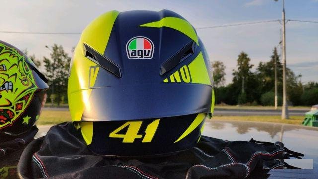 Шлем pista GP R AGV soleluna 2018