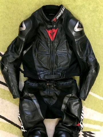 Раздельный мотокомбинезон Dainese (50p)