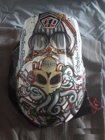 Шлем Arai Profile размер S и TLD medusa M