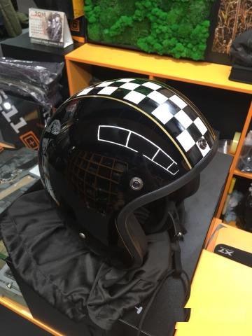 Шлем Daytona cafe racer
