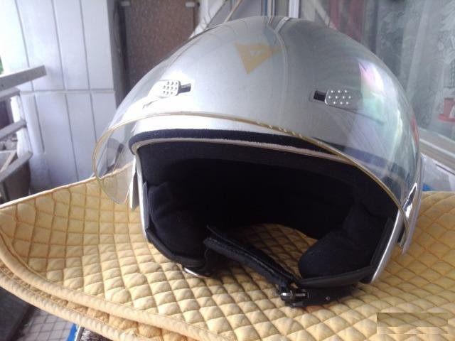 Шлем Dainese