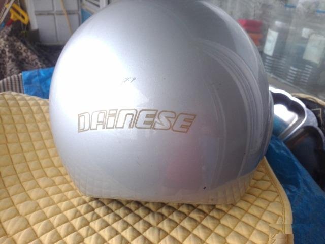 Шлем Dainese