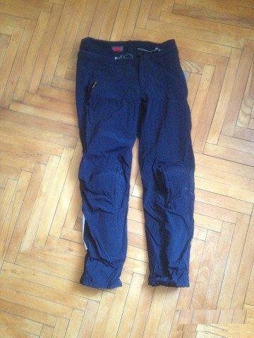 Экипировка Dainese с дождевиком