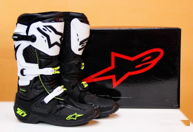 Топовые мотоботы Alpinestars Tech 10