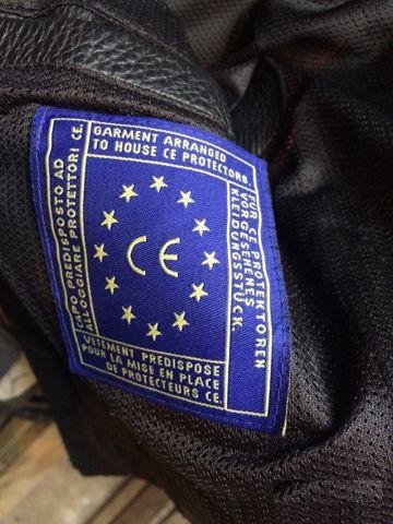 Мотокомбинезон