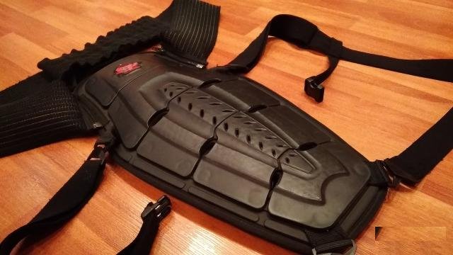 Защита спины icon stryker CE back protector