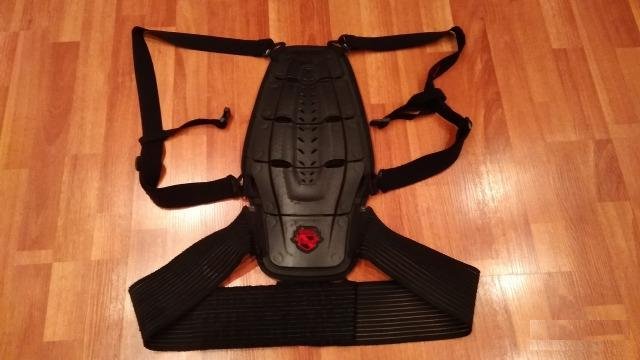 Защита спины icon stryker CE back protector