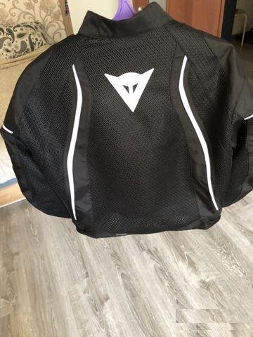 Dainese Avro D2