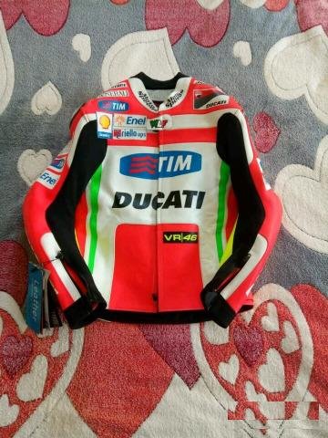 Мото куртка ducati