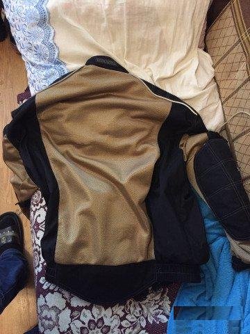 Мото шлем и куртка uvex б.у