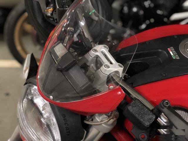 Ветровик Ветровое стекло Ducati Monster 696