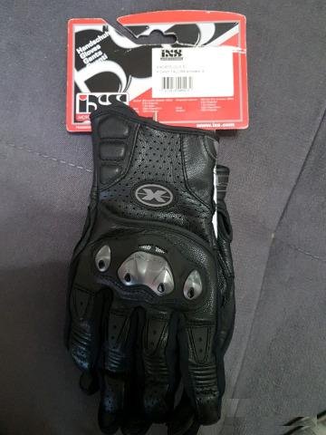 Продам перчатки ixs