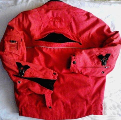 Куртка Vanucci (M)