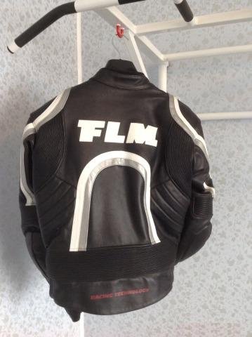 Продаю мотокуртку FLM