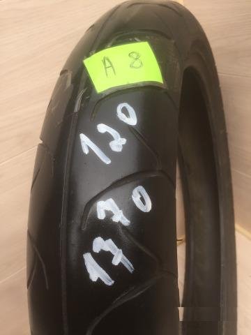 8) Bridgestone Battlax BT012F 120/70/17 TireMoto