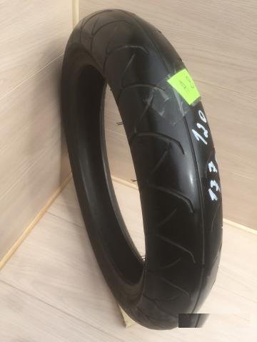 8) Bridgestone Battlax BT012F 120/70/17 TireMoto