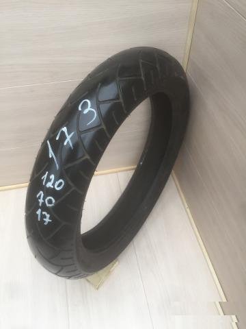 173) Metzeler Marathon ME 880 120/70/17 TireMoto