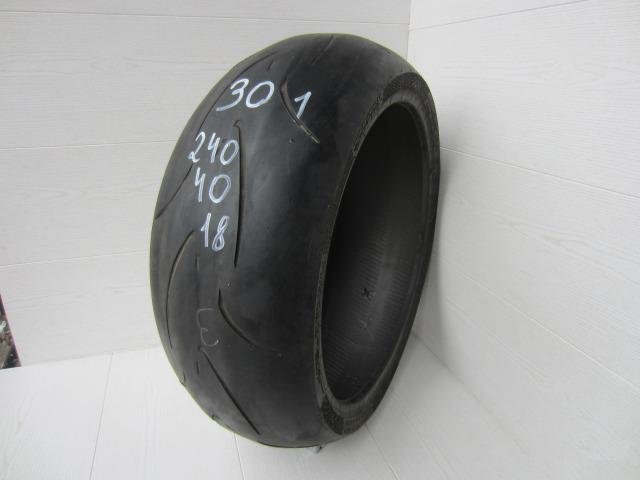 301) Continental ContiRace Attack Custom 240/40/18