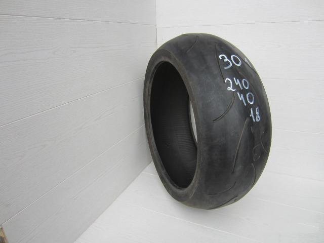 301) Continental ContiRace Attack Custom 240/40/18