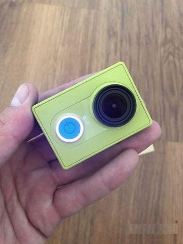 Экшн камера Xiaomi Yi