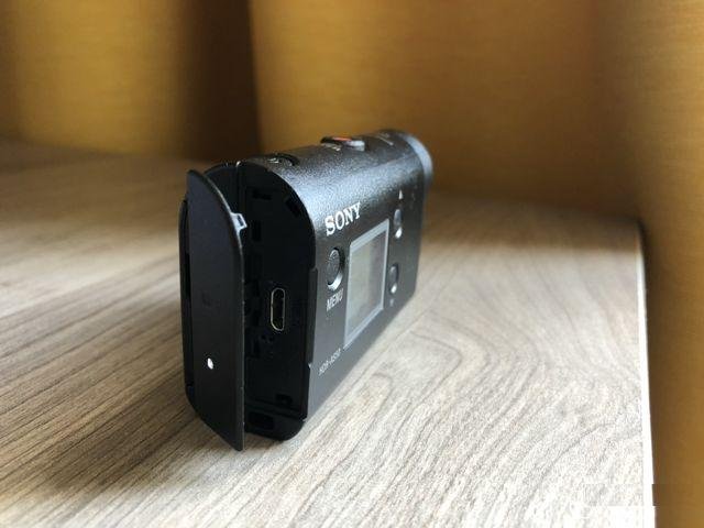 Видеокамера Sony HDR-AS50