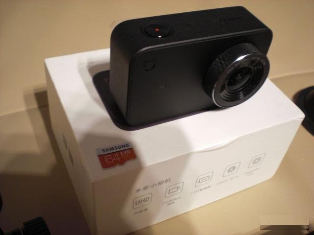 Экшн-камера Xiaomi Mijia 4K + аксессуары