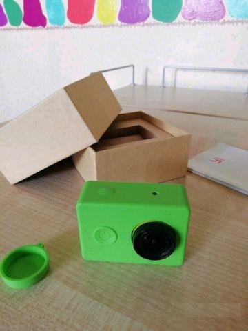Экшн камера xiaomi