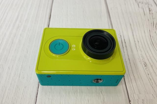 Экшн-камера Xiaomi Yi Action Camera Basic Edition