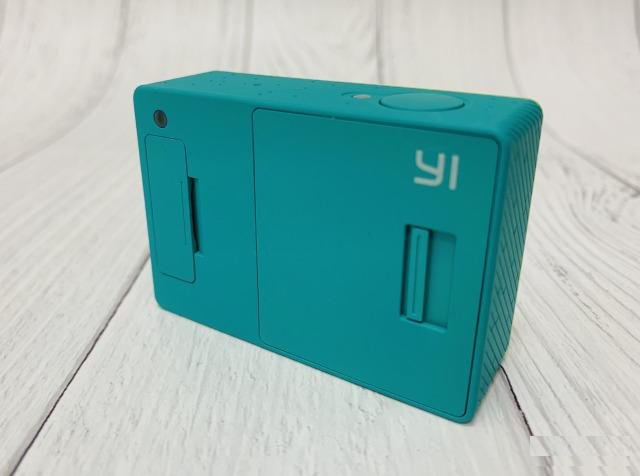 Экшн-камера Xiaomi Yi Action Camera Basic Edition