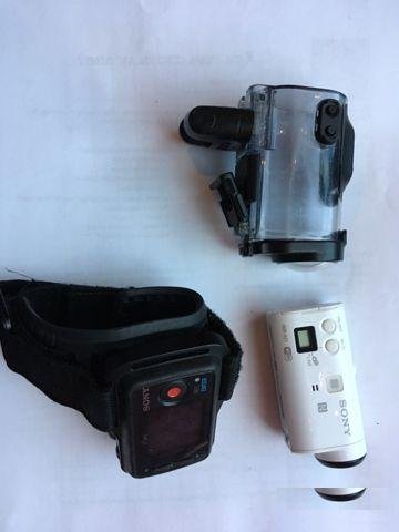Продам экшн камеру Sony HDR-AZ1