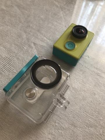 Экшн камера YI Action Camera с защитным кейсом