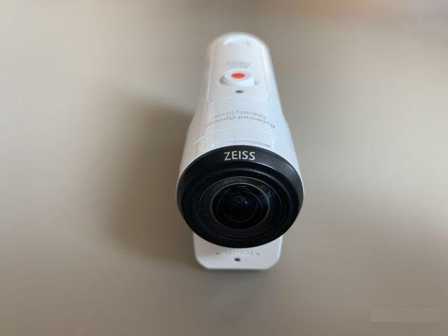 Экшн-видеокамера Sony HDR-AS300