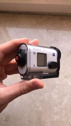 Экшн камера sony AS200V