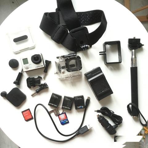 Экшн камера GoPro 3 black + сумка и аксессуары