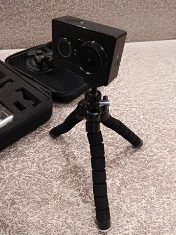 Экшн камера xiaomi YI