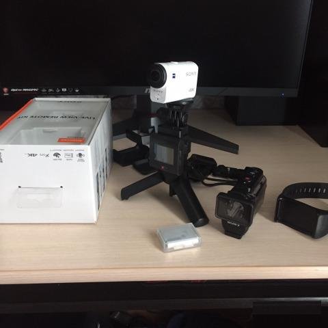 Экшн камера Sony