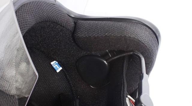 Bluetooth гарнитура в шлем