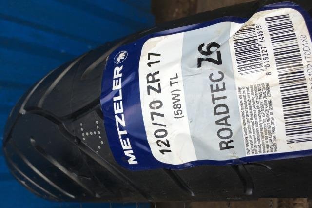 Новые Metzeler Roadtec Z6 120-70-17