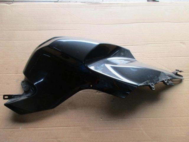Облицовка бака правая BMW K40 K1300S 2013 год