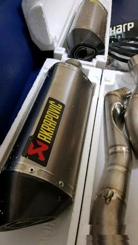 Выхлоп Titan Akrapovic