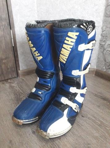 Мотоботинки yamaha 42-43