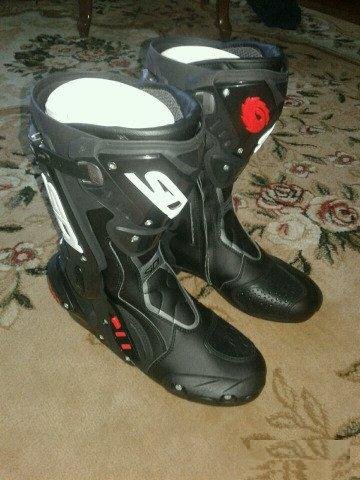 Мотоботы sidi st