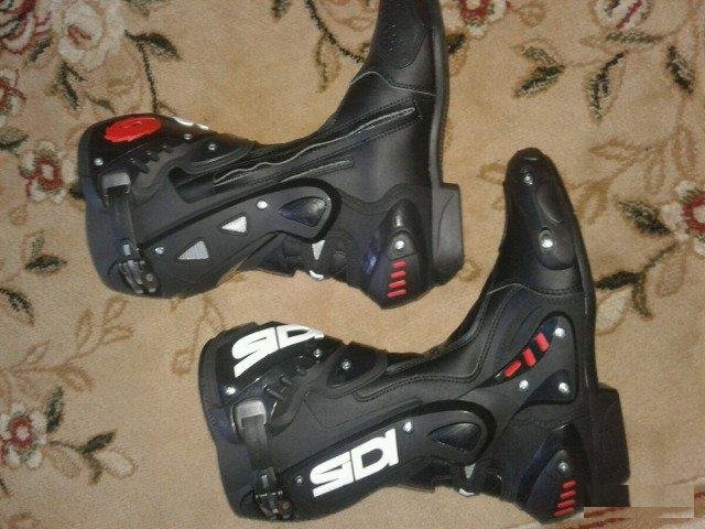 Мотоботы sidi st