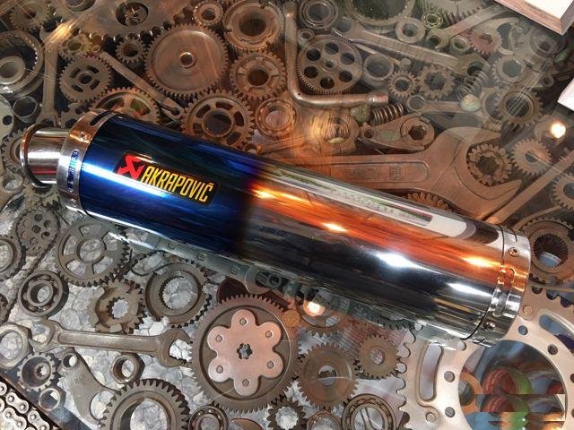 Глушитель akrapovic honda cb 400