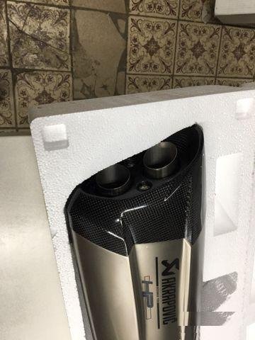 Глушитель akrapovic Bmw s1000rr