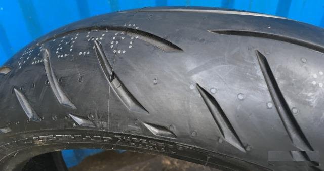 Новая Metzeler Sportec M5 Interact 120-60-17